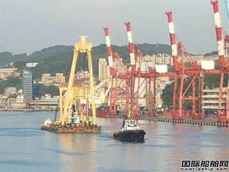 “德翔臺北”輪開始船體移除作業