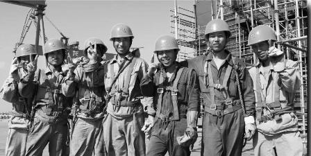 海上潮涌——中國船舶工業改革開放40年