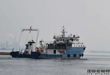 大連漁輪交付62米漁業捕撈輔助船