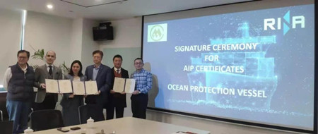 RINA為招商工業海上環保船項目頒發三張AIP證書