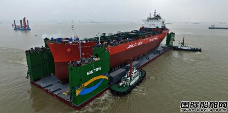 海洋水建改裝100米半潛式風機安裝船交付