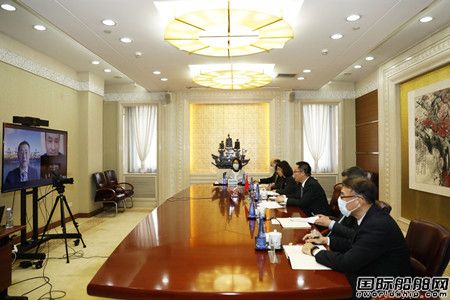 趙沖久視頻會見地中海航運全球首席執行官索倫·托夫特