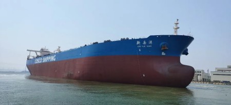 大連中遠海運重工提前完工“新岳洋”輪修理工程