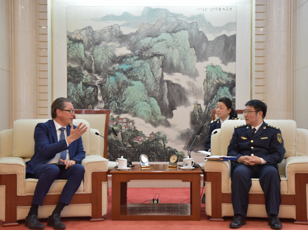 挪威船級社全球首席執行官兼總裁拜會交通運輸部海事局