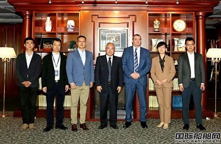 利比里亞船舶登記局高層拜訪中國船級社