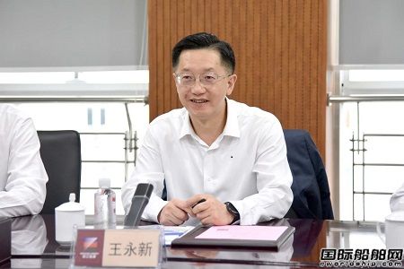 浙能集團黨委書記、董事長胡仲明會見招商輪船黨委書記、總經理王永新