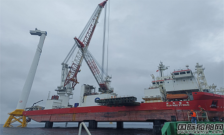 “慧海壹號”輪圓滿完成煙臺牟平風場16臺風力發電機組安裝