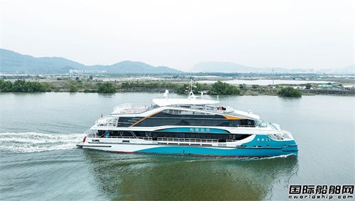 澳龍船艇承建海南旅投首艘旅游客船成功試航