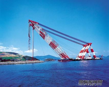 三星重工購進振華重工大型浮吊